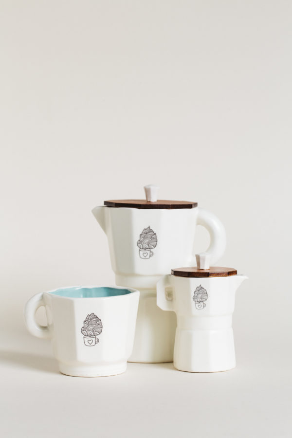 Cafetera grande, mini cafetera, taza de cerámica grande, comparte un café, cafe por un mundo mejor, hecha a mano ,artesanal