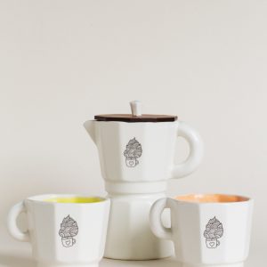 pack cafetera grande y taza grande, café por un mundo mejor, cerámica, hechas a mano, artesanal